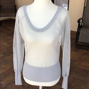 Waltex Spa mesh long sleeve mesh blouse